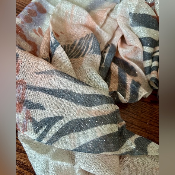 Infinity Scarf - Picture 3 of 4